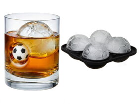 Whisky pohár s futbalovou loptou a formou na ľad