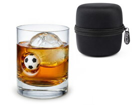 Futbalový pohár na whisky s loptou v skle
