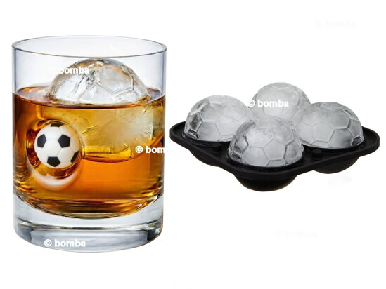 Whisky pohár s futbalovou loptou a formou na ľad