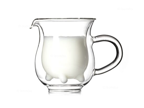 Štýlový pohár na mlieko a smotanu