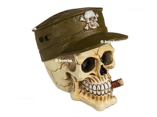 Dekorácia lebka vo vojenskej čiapke III