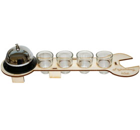Fajrontový kľúč s pohárikmi a zvončekom